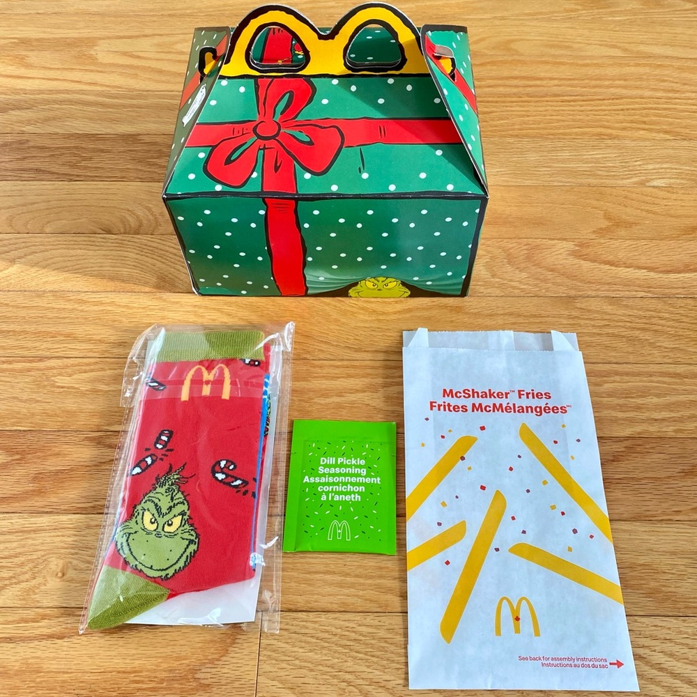 McDonald's 2024 The Grinch Socks Holiday Meal Box + Dill Pickle Seasoning set